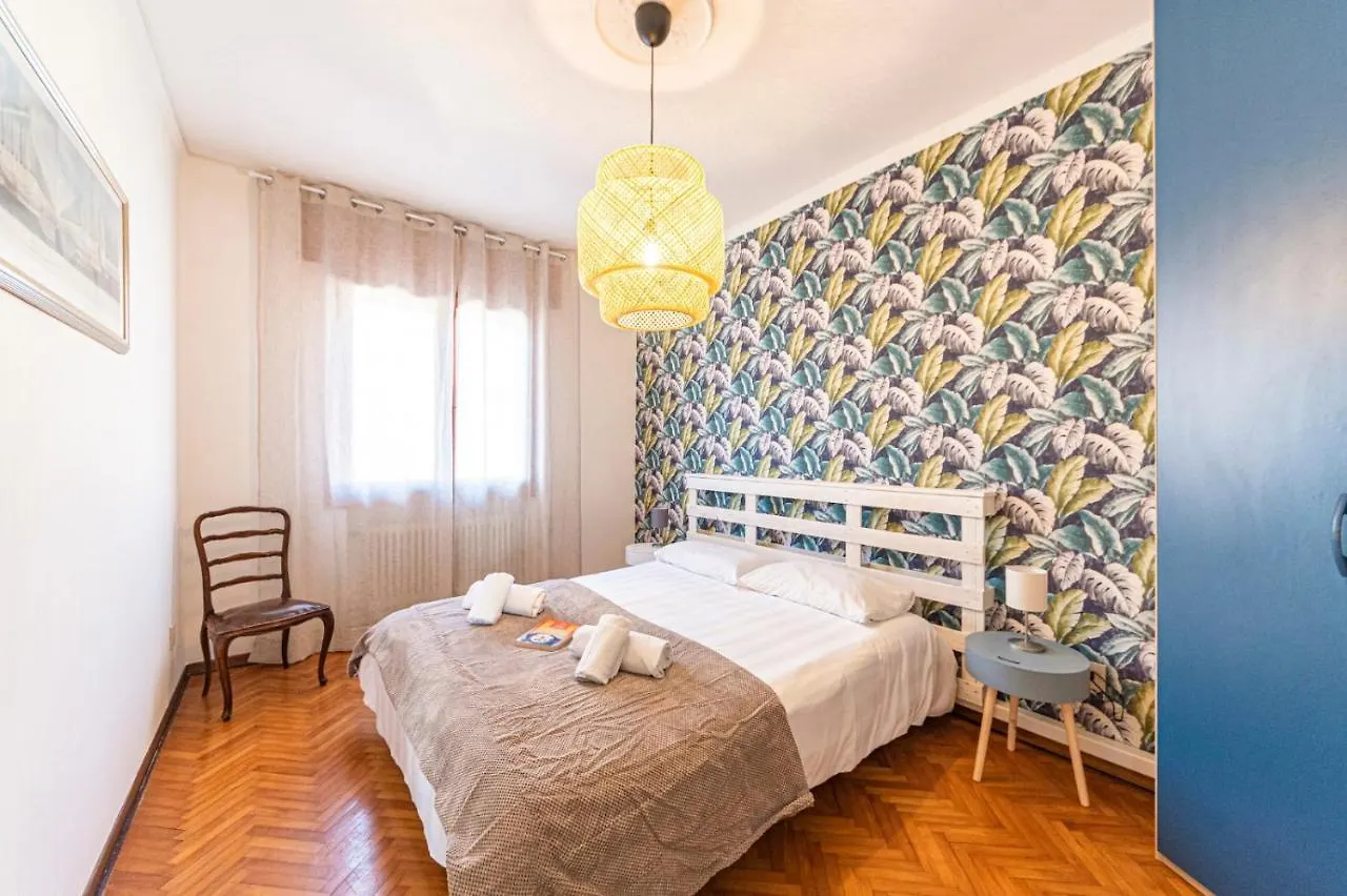 Novalesi Vintage Interno 1 Villa Noale 0*,